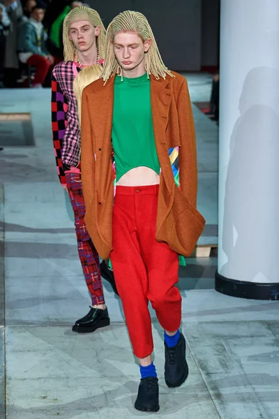 Look 14